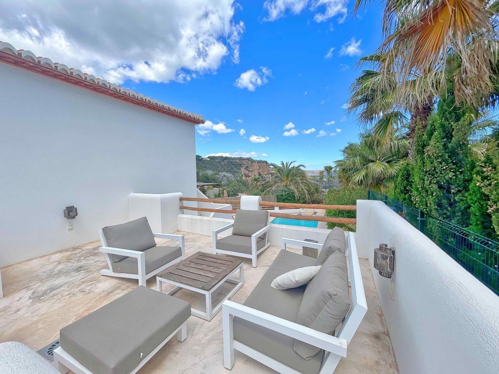 Chalet de 4 habitaciones en Javea / Xàbia en venta con piscina - 1.850.000 € (Ref: 9794501)