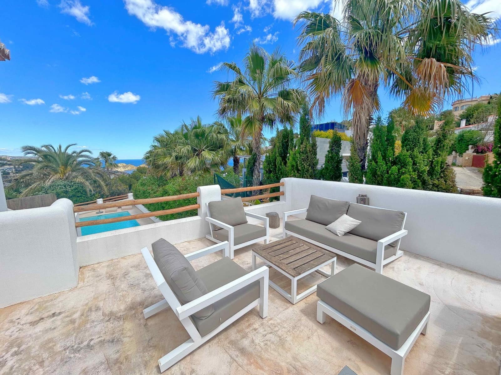 Chalet de 4 habitaciones en Javea / Xàbia en venta con piscina - 1.850.000 € (Ref: 9794501)