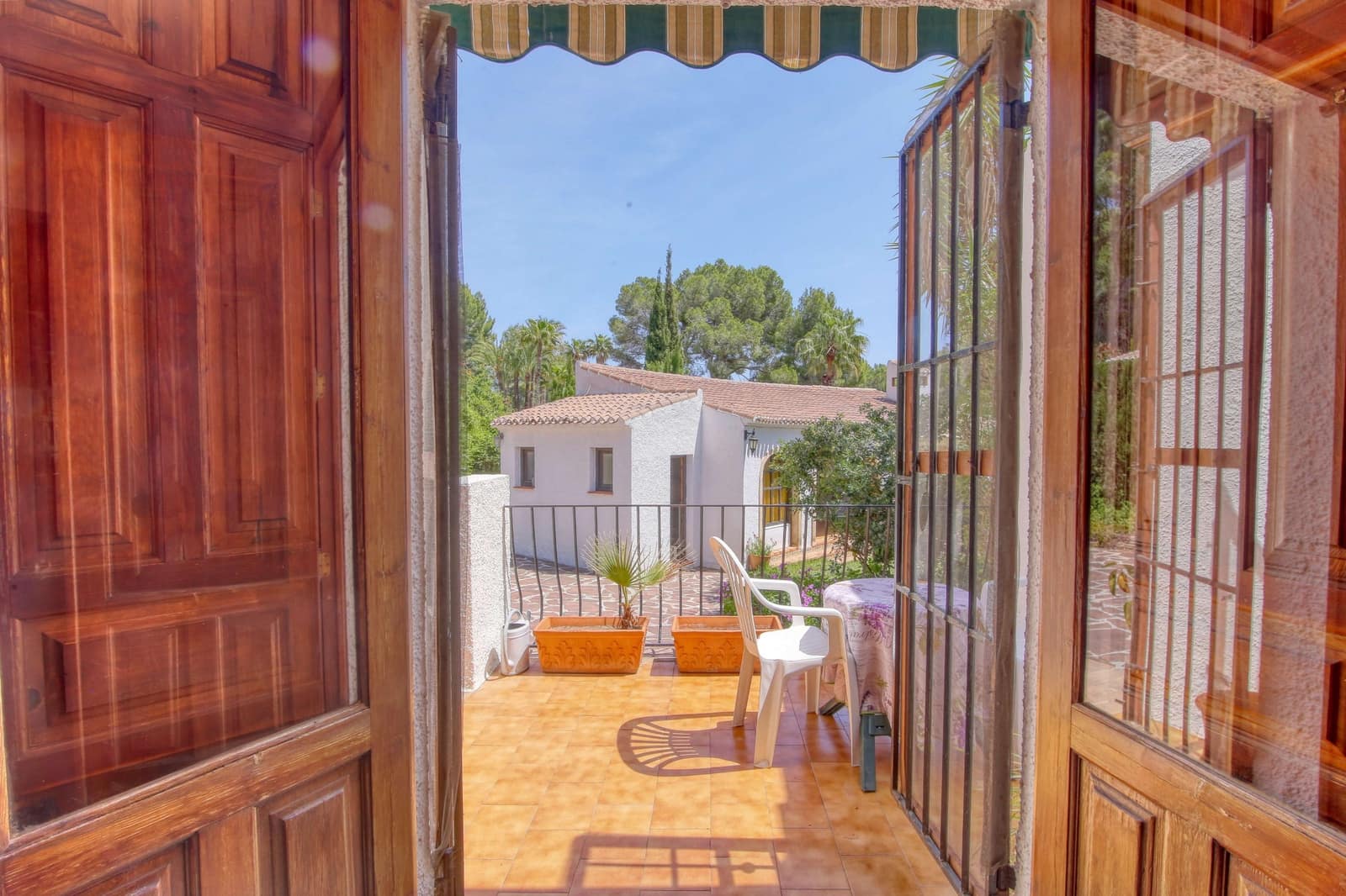 4 sypialnia Willa na sprzedaż w Javea / Xabia z basenem - 775 000 € (Ref: 9799143)