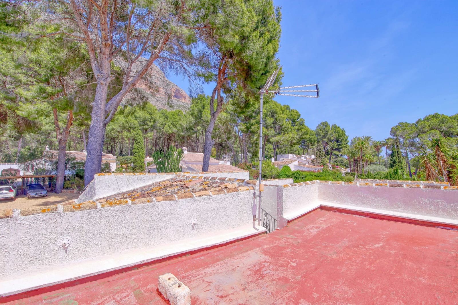 4 sypialnia Willa na sprzedaż w Javea / Xabia z basenem - 775 000 € (Ref: 9799143)