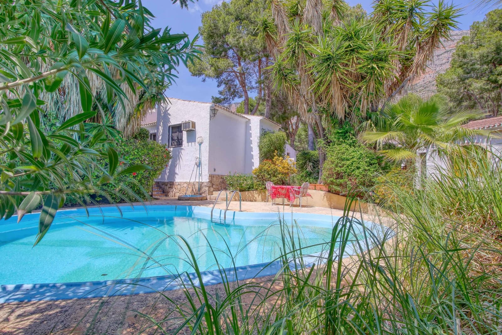 4 sypialnia Willa na sprzedaż w Javea / Xabia z basenem - 775 000 € (Ref: 9799143)