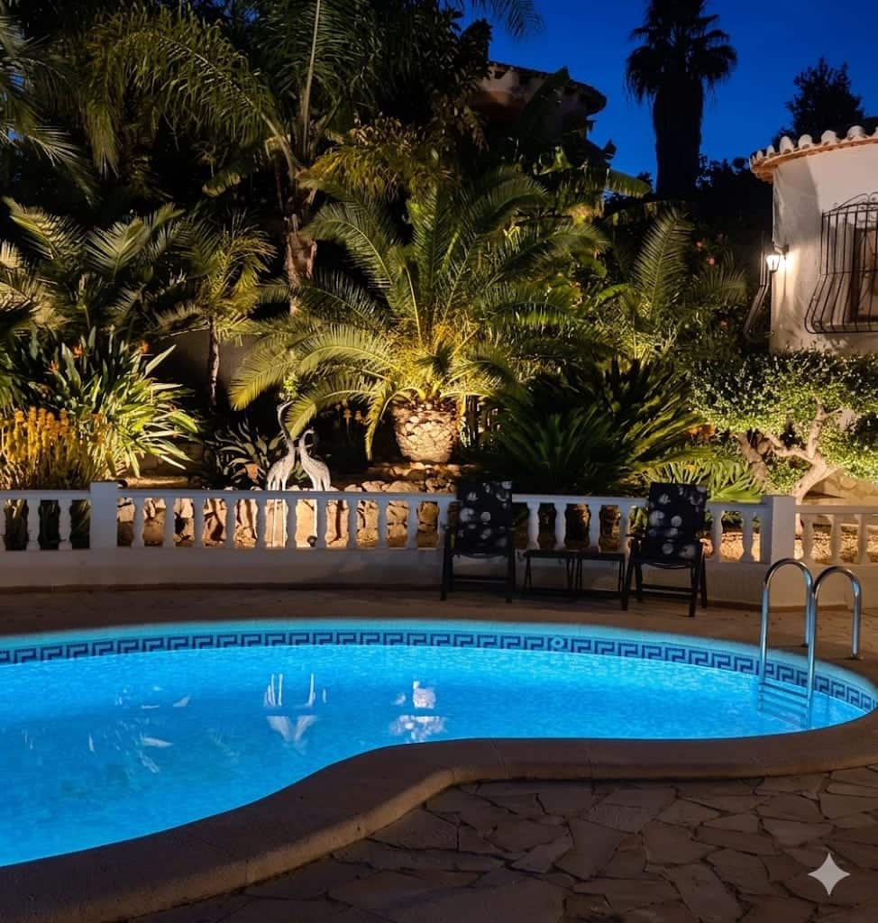 4 bedroom Villa for sale in Oliva with pool - € 440,000 (Ref: 9808088)
