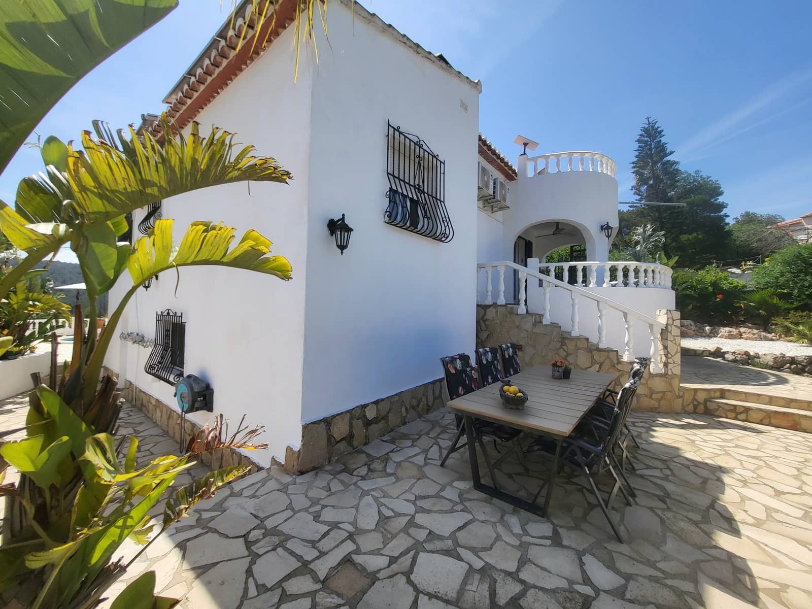 4 bedroom Villa for sale in Oliva with pool - € 440,000 (Ref: 9808088)