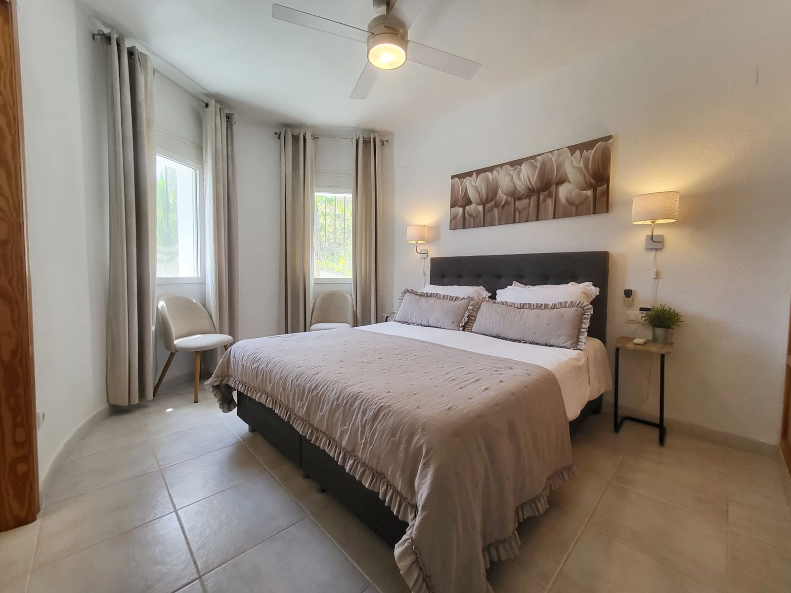 4 bedroom Villa for sale in Oliva with pool - € 440,000 (Ref: 9808088)