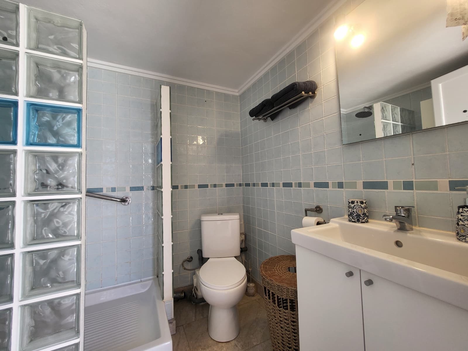 4 bedroom Villa for sale in Oliva with pool - € 440,000 (Ref: 9808088)