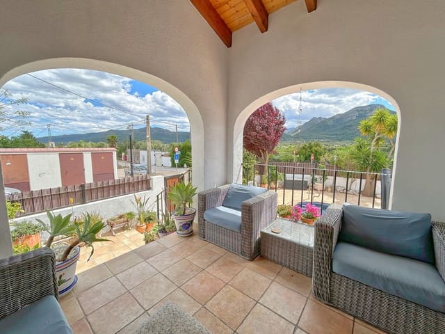 6 soveværelse Villa til salg i Alcalalí / Alcanalí med swimmingpool - € 649.950 (Ref: 9808090)