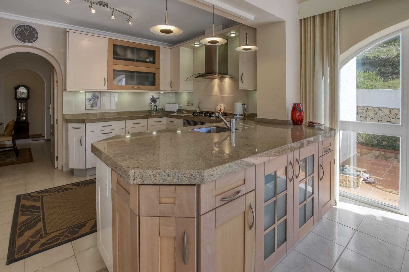 4 slaapkamer Villa te koop in Moraira met zwembad - € 825.000 (Ref: 9811486)
