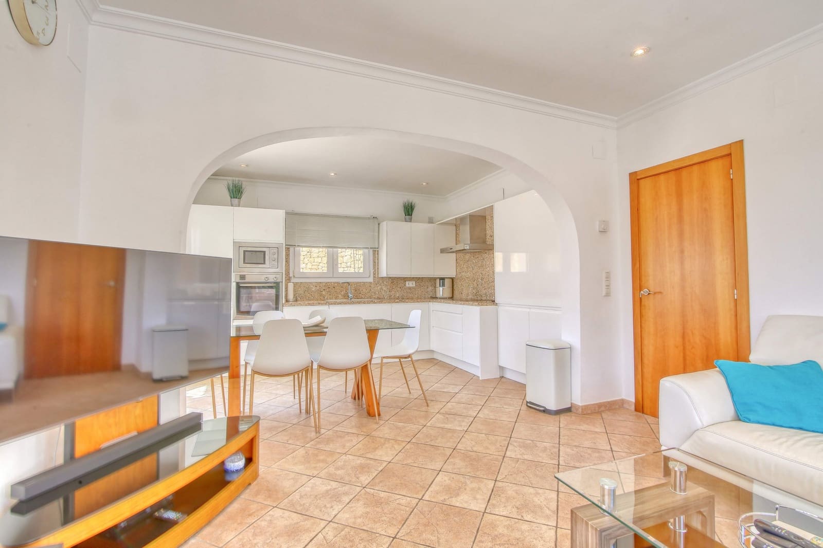 3 bedroom Villa for sale in Benitachell / Benitatxell with pool - € 525,000 (Ref: 9811487)