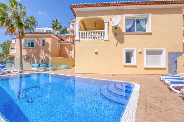 3 bedroom Villa for sale in Benitachell / Benitatxell with pool - € 525,000 (Ref: 9811487)