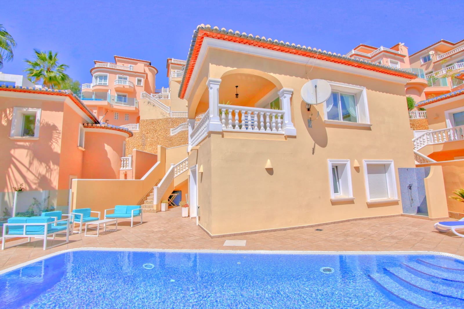 3 bedroom Villa for sale in Benitachell / Benitatxell with pool - € 525,000 (Ref: 9811487)