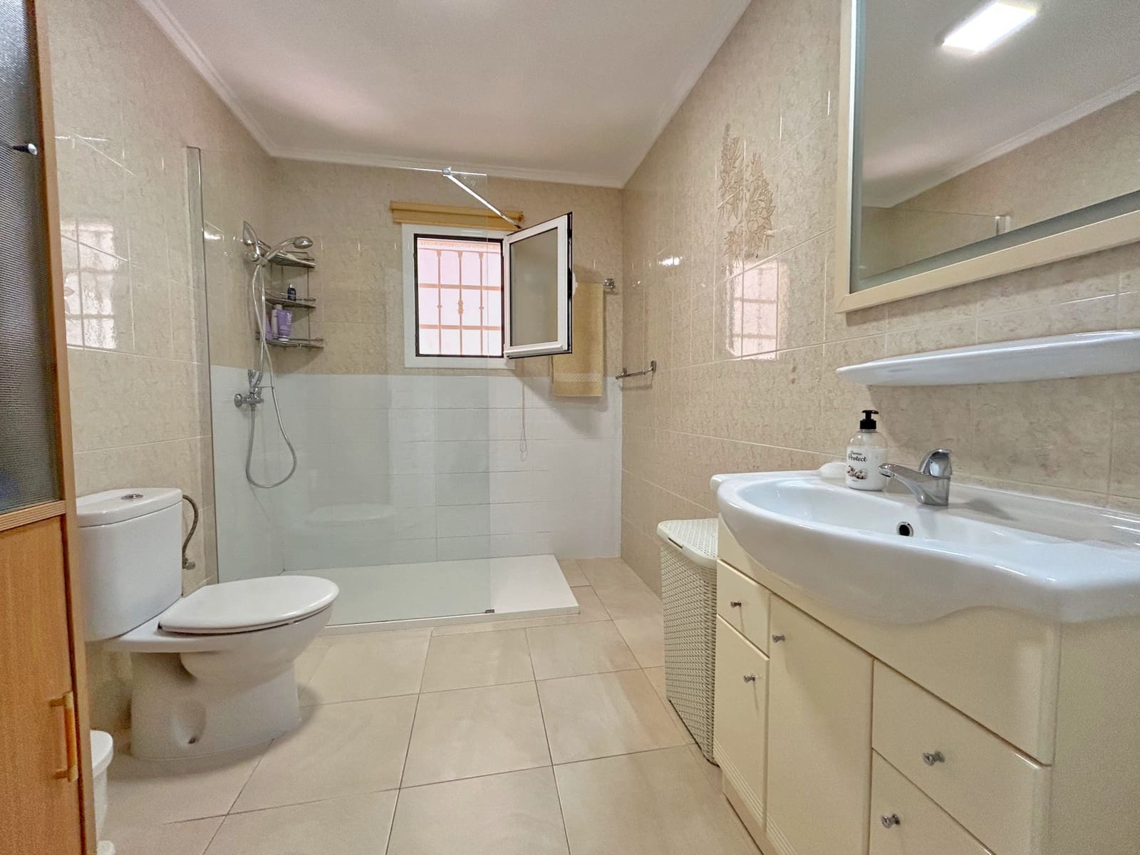 4 sypialnia Willa na sprzedaż w Tormos - 349 995 € (Ref: 9815794)