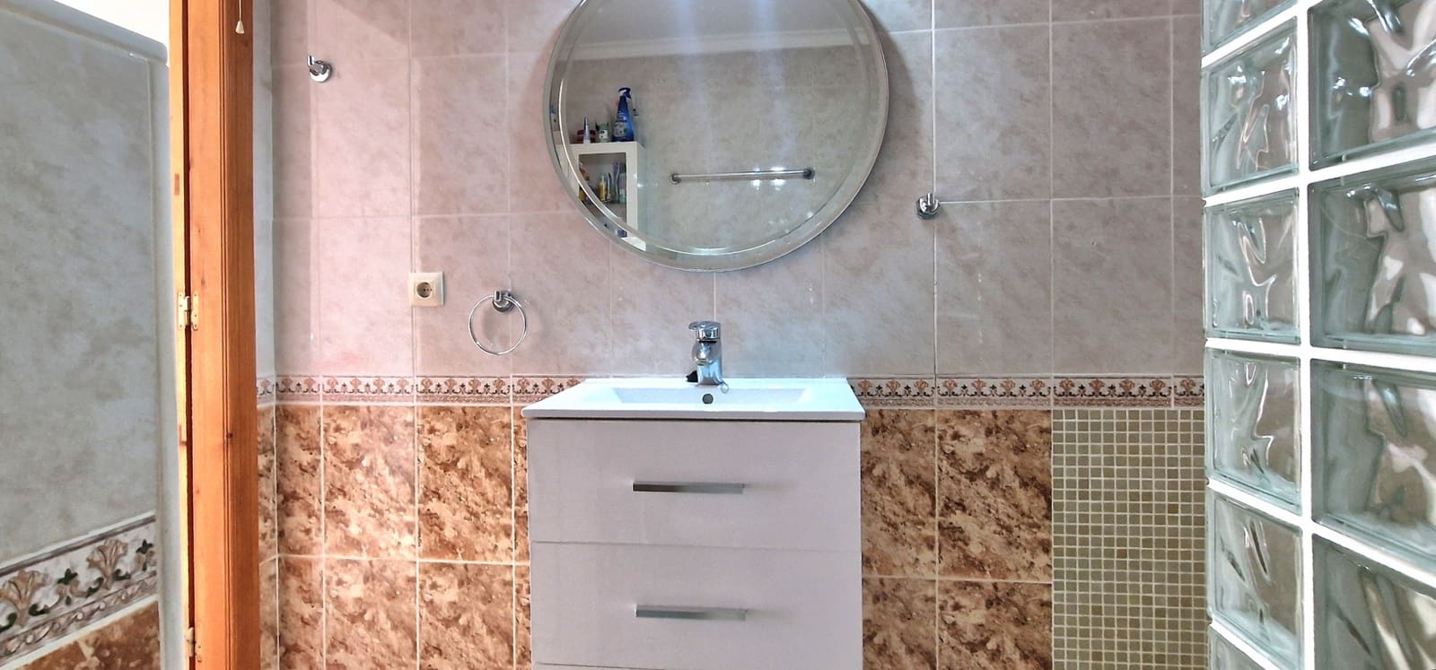 2 bedroom Apartment for sale in Benitachell / Benitatxell with pool - € 265,000 (Ref: 9817996)