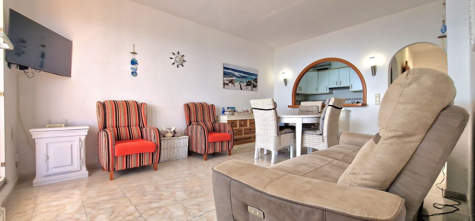 2 bedroom Apartment for sale in Benitachell / Benitatxell with pool - € 265,000 (Ref: 9817996)