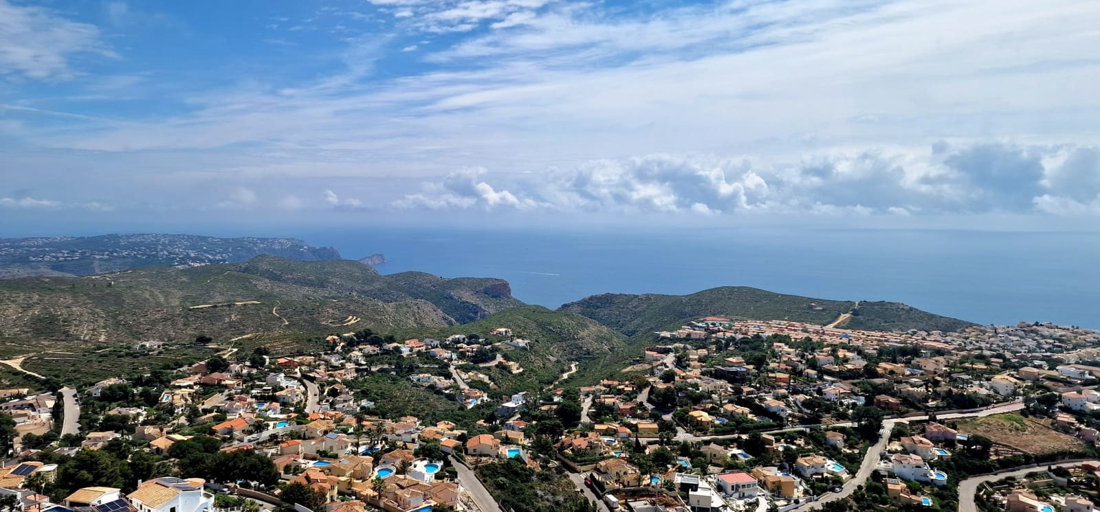 2 bedroom Apartment for sale in Benitachell / Benitatxell with pool - € 265,000 (Ref: 9817996)