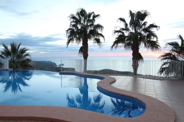 2 quarto Apartamento para venda em Benitachell / Benitatxell com piscina - 265 000 € (Ref: 9817996)
