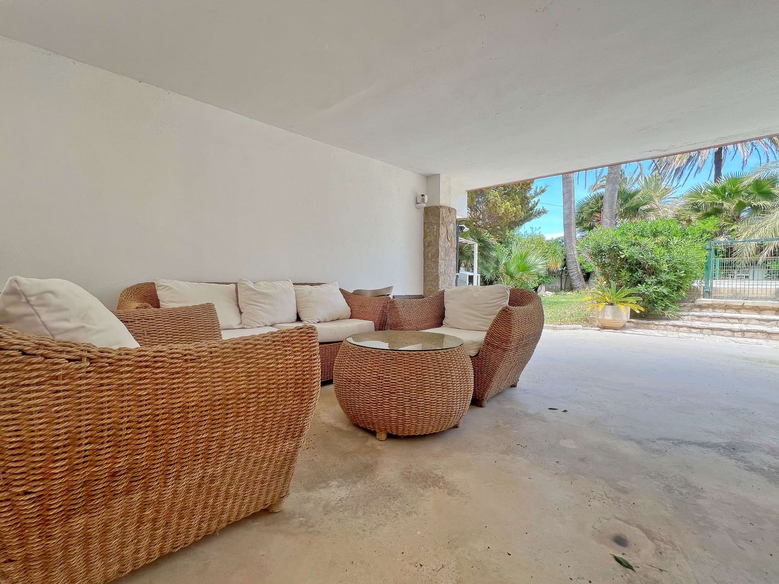5 Zimmer Villa zu verkaufen in Denia mit Pool - 899.000 € (Ref: 9822703)