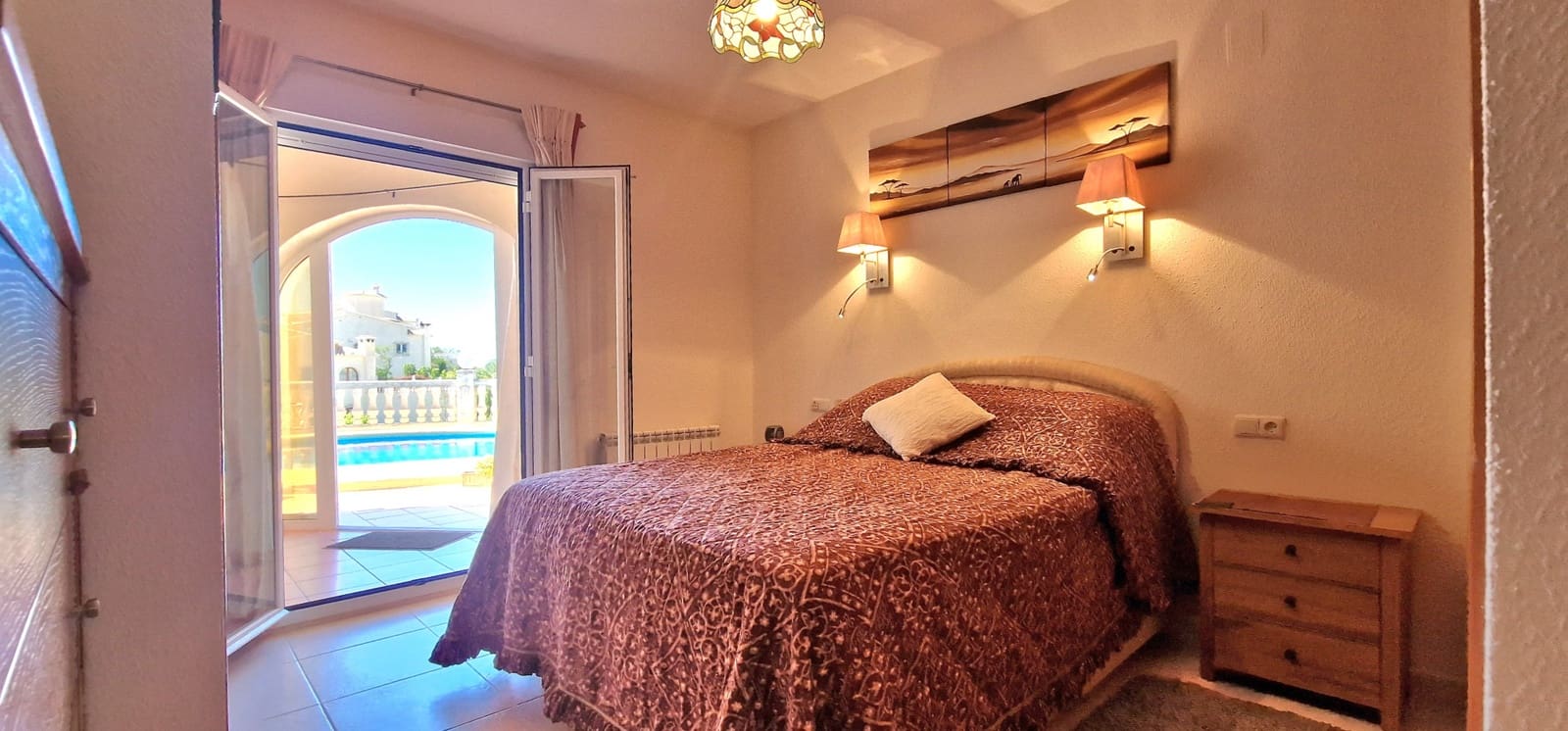 4 bedroom Villa for sale in Benitachell / Benitatxell with pool - € 620,000 (Ref: 9831229)