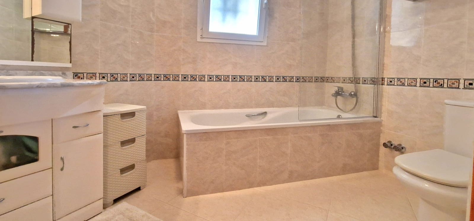4 bedroom Villa for sale in Benitachell / Benitatxell with pool - € 620,000 (Ref: 9831229)
