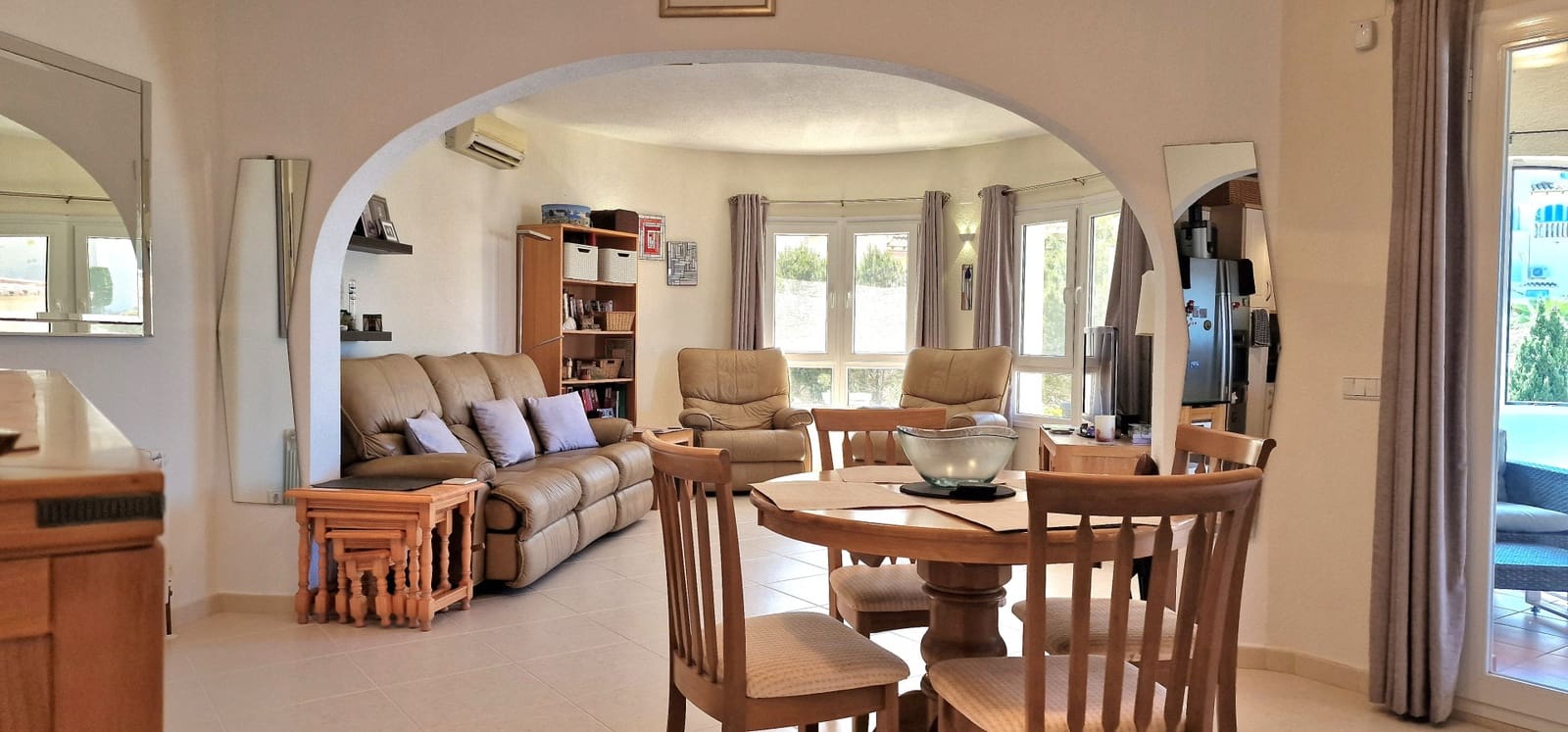 4 bedroom Villa for sale in Benitachell / Benitatxell with pool - € 620,000 (Ref: 9831229)
