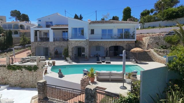 5 bedroom Villa for sale in La Granadella  - Costa Nova, Javea / Xàbia with pool - € 1,799,000 (Ref: 9839137)