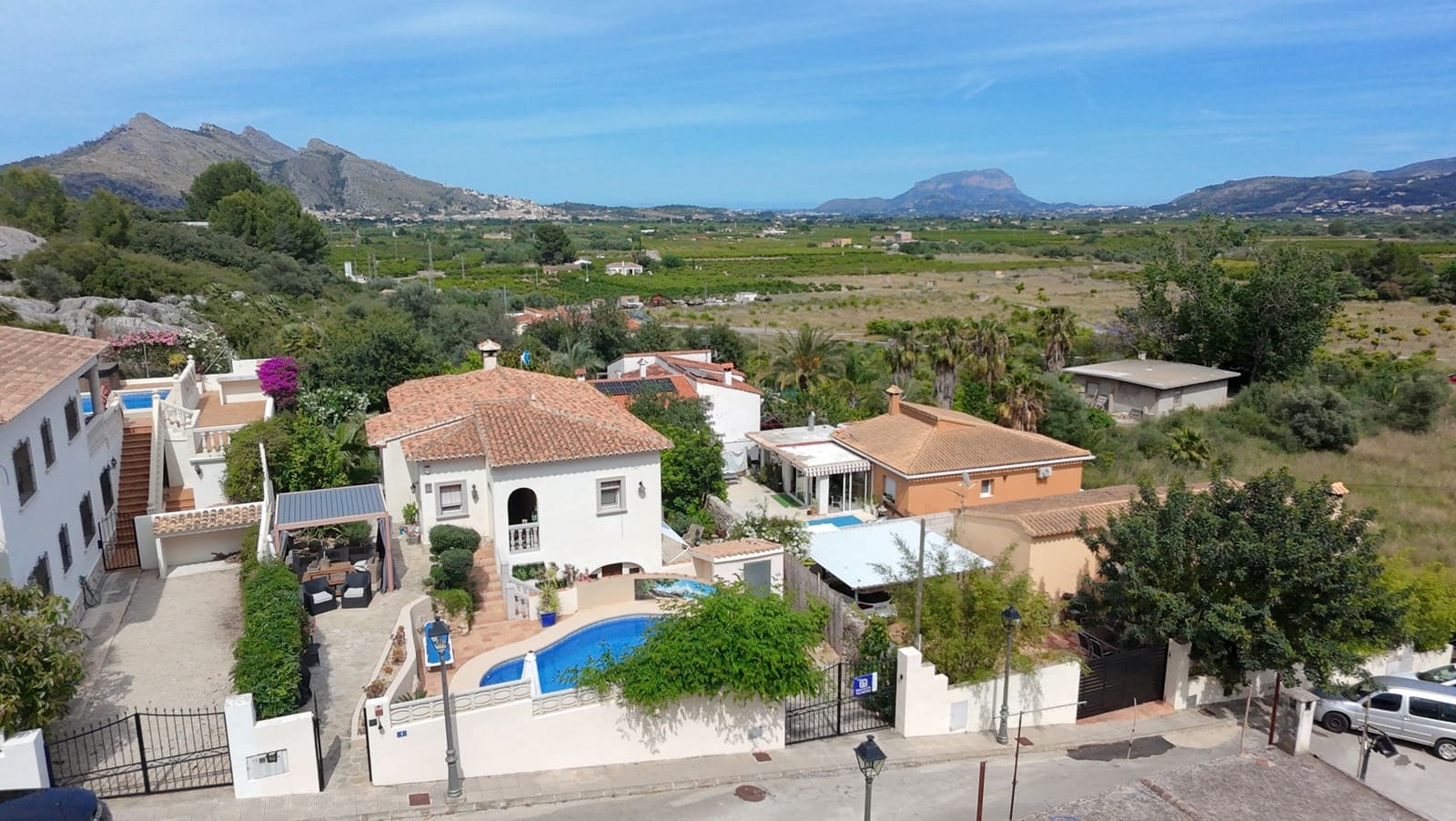 3 quarto Moradia para venda em Tormos com piscina - 385 000 € (Ref: 9846151)