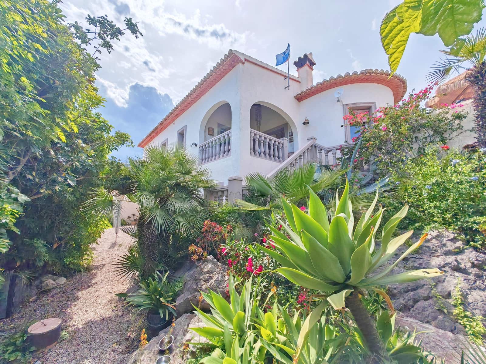 3 quarto Moradia para venda em Tormos com piscina - 385 000 € (Ref: 9846151)