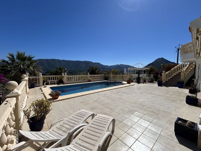 5 sovrum Villa till salu i Murla med pool - 549 000 € (Ref: 9855354)