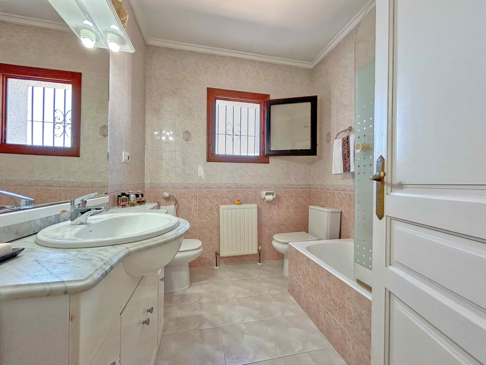 5 bedroom Villa for sale in Murla with pool - € 549,000 (Ref: 9855354)