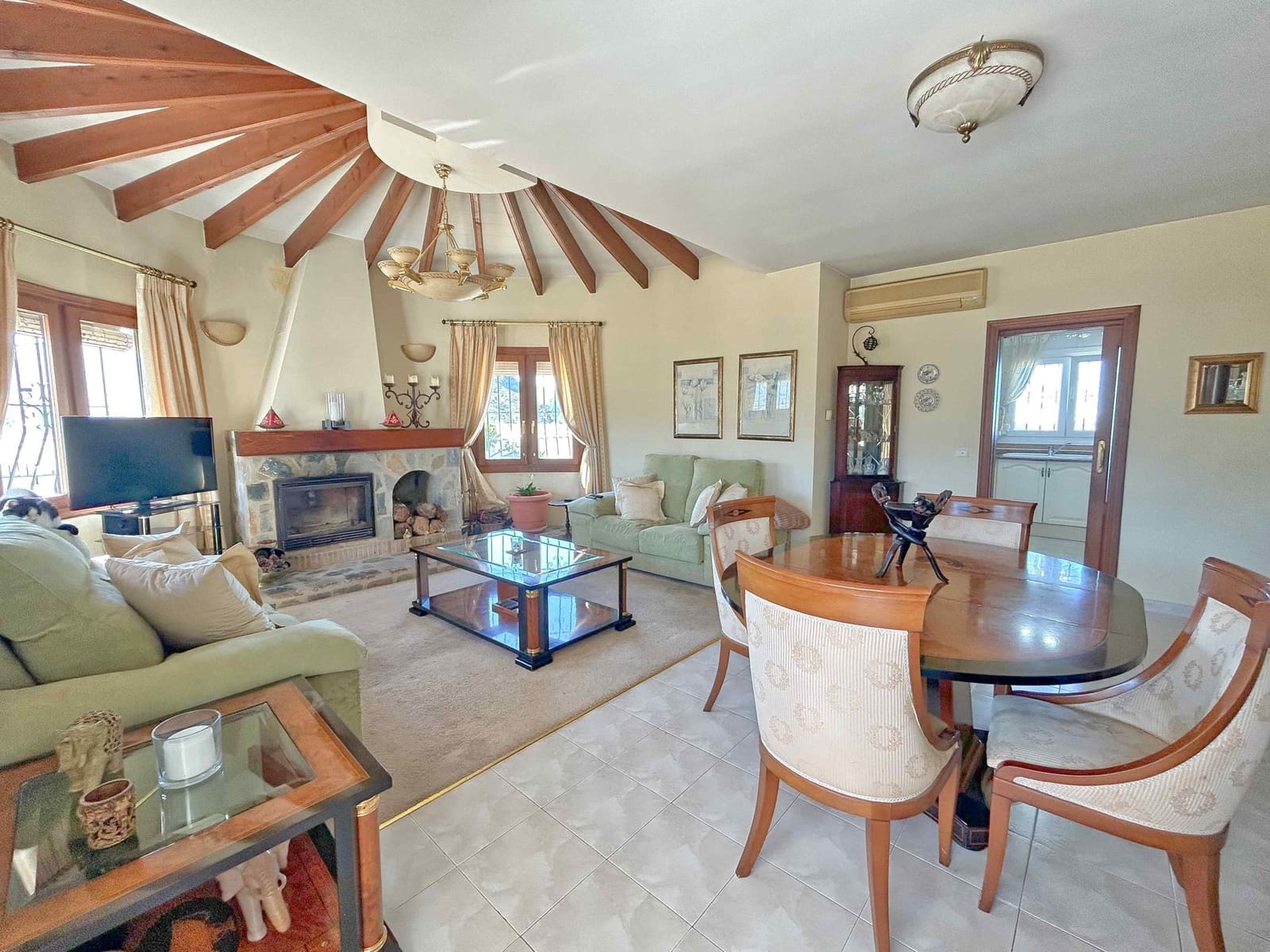 5 bedroom Villa for sale in Murla with pool - € 549,000 (Ref: 9855354)