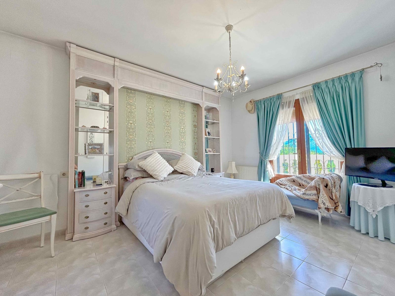 5 bedroom Villa for sale in Murla with pool - € 549,000 (Ref: 9855354)