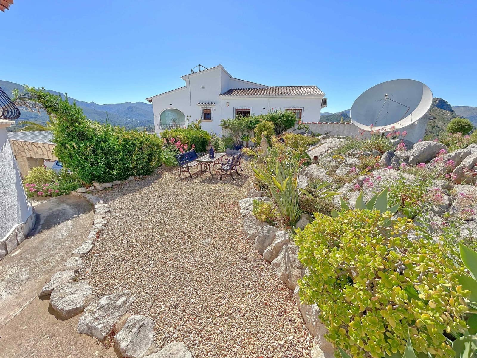 5 bedroom Villa for sale in Murla with pool - € 549,000 (Ref: 9855354)