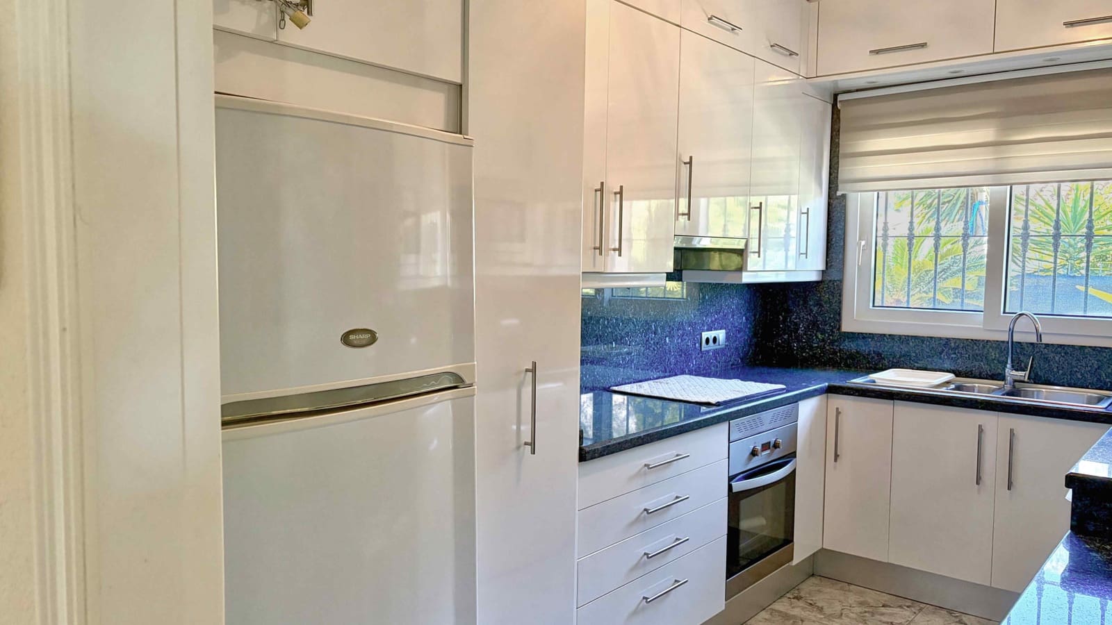 7 makuuhuone Huvila myytävänä paikassa Denia mukana uima-altaan - 840 000 € (Ref: 9859906)