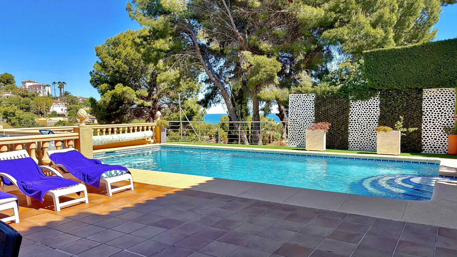 7 makuuhuone Huvila myytävänä paikassa Denia mukana uima-altaan - 840 000 € (Ref: 9859906)