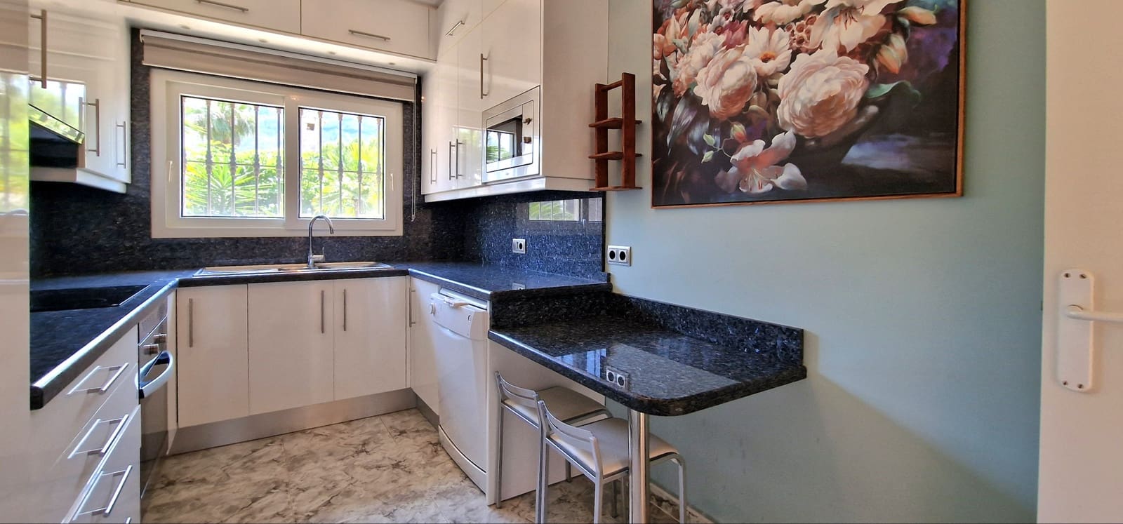 Chalet de 7 habitaciones en Dénia en venta con piscina - 840.000 € (Ref: 9859906)