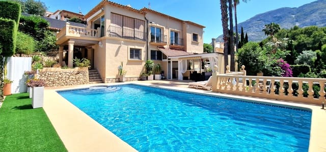 7 sovrum Villa till salu i Centro Urbano, Dénia med pool - 840 000 € (Ref: 9859906)