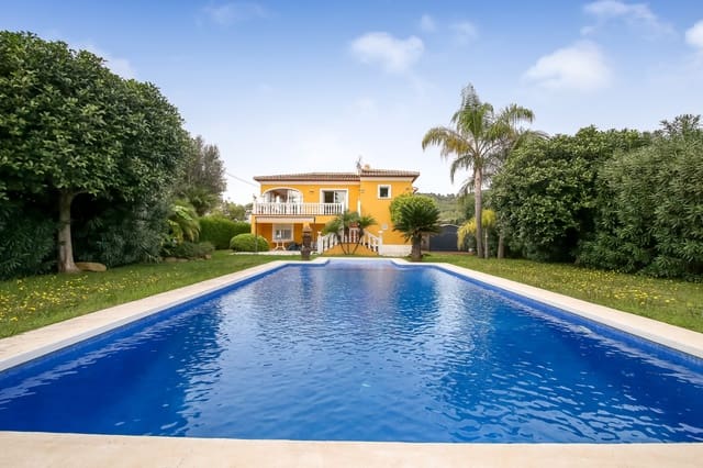 3 soveværelse Villa til salg i Centro ciudad, Javea / Xàbia med swimmingpool - € 797.000 (Ref: 9859907)