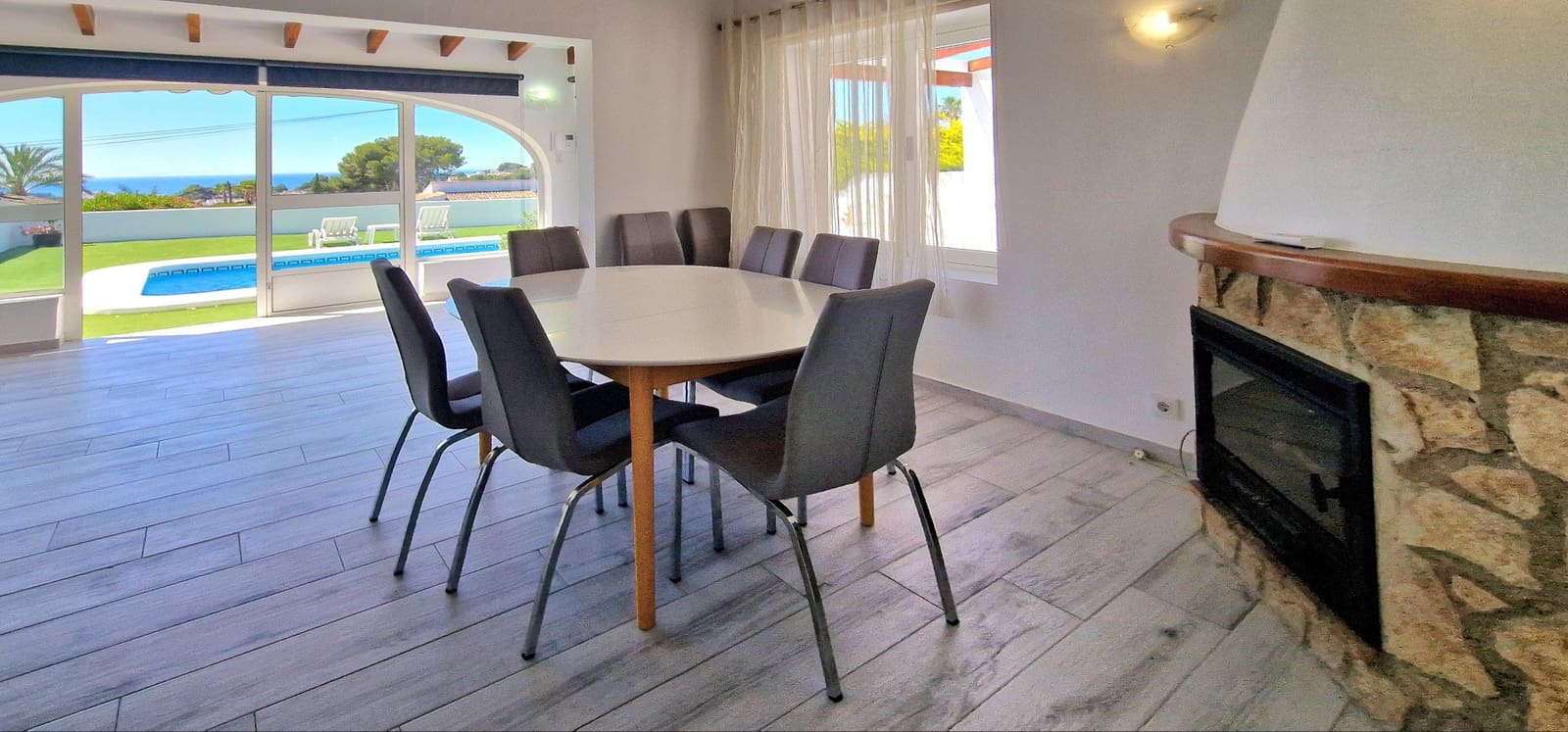 3 slaapkamer Villa te koop in Moraira met zwembad - € 850.000 (Ref: 9861797)