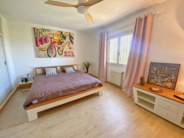 4 soverom Villa til salgs i Centro Urbano, Dénia med svømmebasseng - € 726 500 (Ref: 9861799)