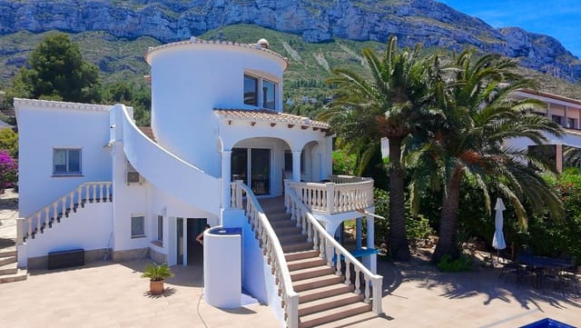4 quarto Moradia para venda em Centro Urbano, Dénia com piscina - 895 000 € (Ref: 9861800)