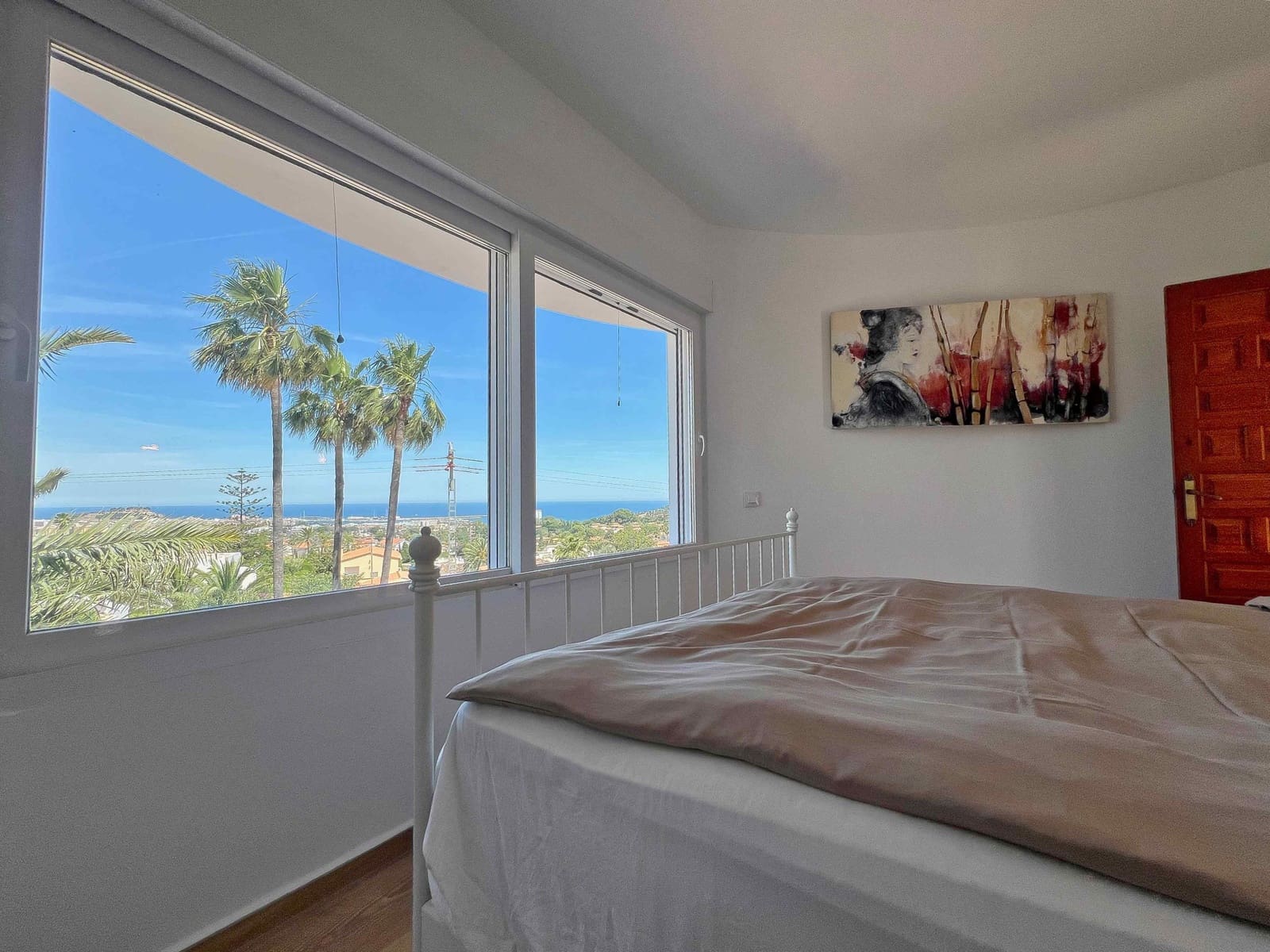 Chalet de 4 habitaciones en Dénia en venta con piscina - 895.000 € (Ref: 9861800)