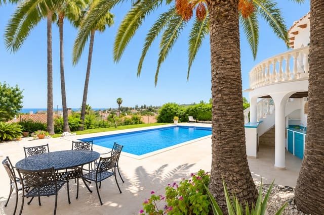 4 camera da letto Villa in vendita in Centro Urbano, Dénia con piscina - 895.000 € (Rif: 9861800)
