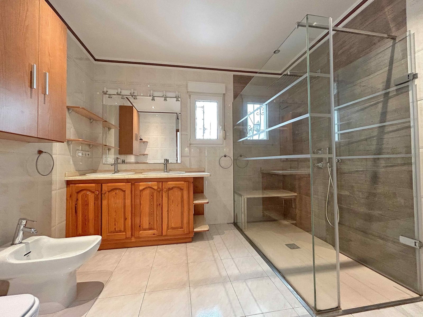 Chalet de 6 habitaciones en Pedreguer en venta con piscina - 975.000 € (Ref: 9865090)