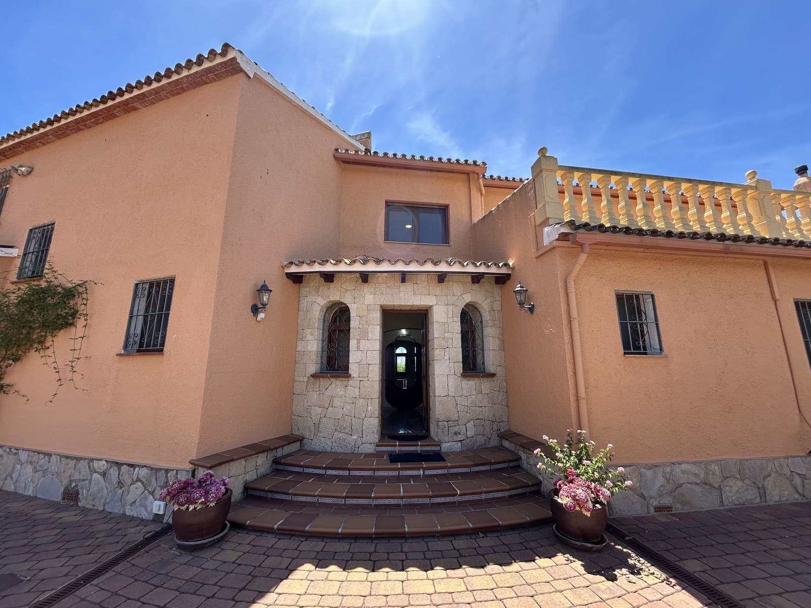 Chalet de 6 habitaciones en Pedreguer en venta con piscina - 975.000 € (Ref: 9865090)