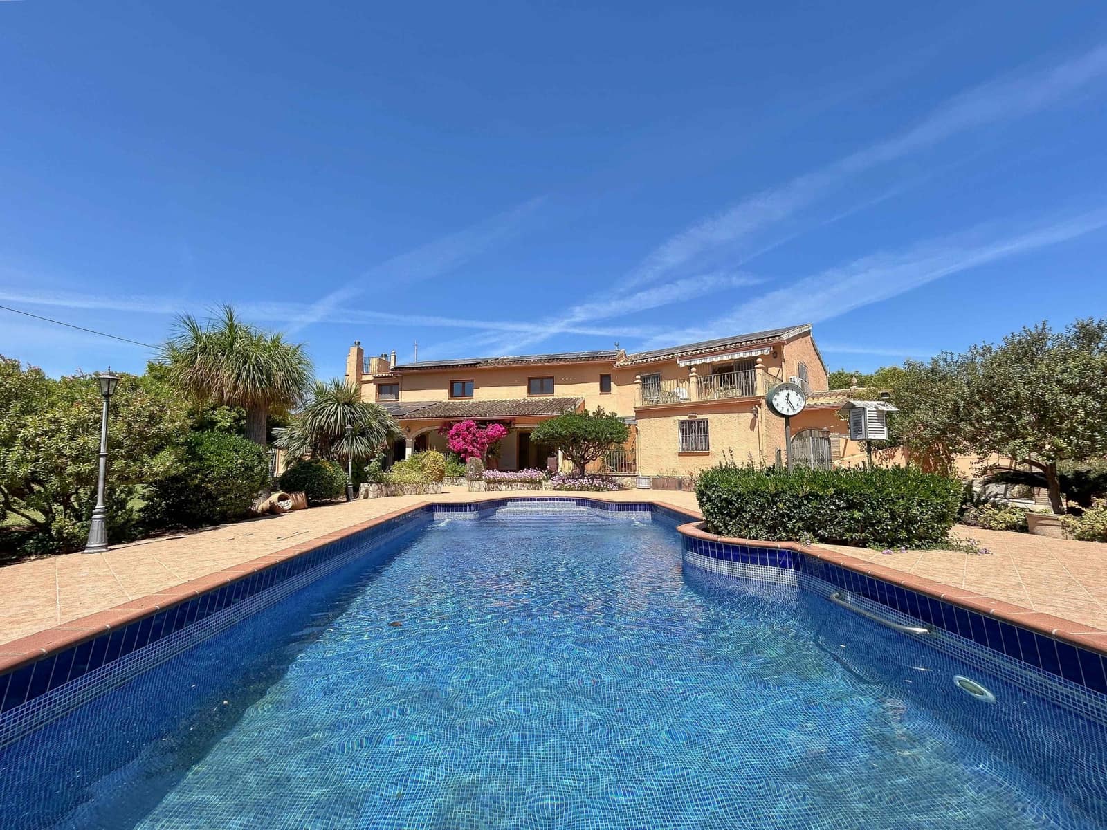 Chalet de 6 habitaciones en Pedreguer en venta con piscina - 975.000 € (Ref: 9865090)