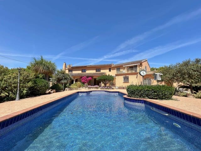 Chalet de 6 habitaciones en Pedreguer en venta con piscina - 975.000 € (Ref: 9865090)