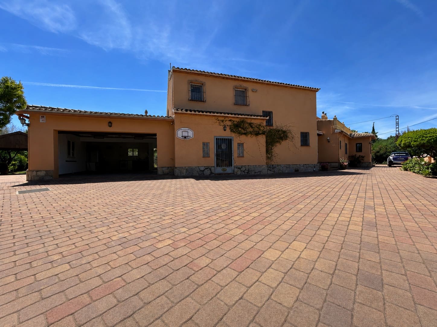 Chalet de 6 habitaciones en Pedreguer en venta con piscina - 975.000 € (Ref: 9865090)