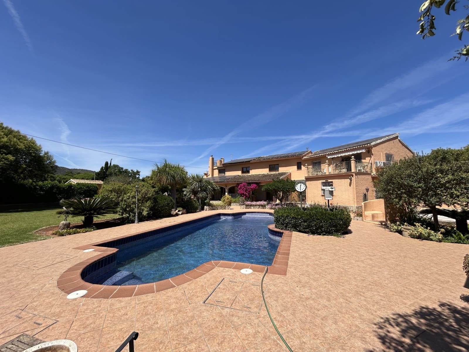 Chalet de 6 habitaciones en Pedreguer en venta con piscina - 975.000 € (Ref: 9865090)