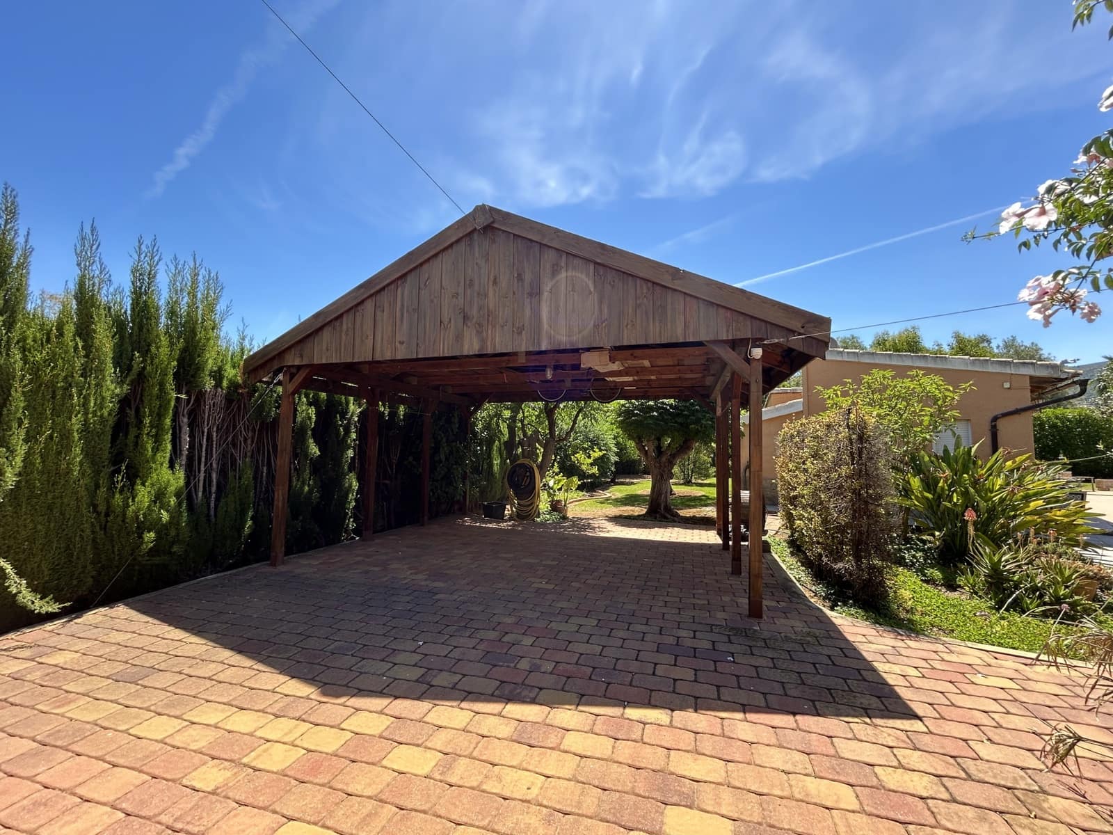 Chalet de 6 habitaciones en Pedreguer en venta con piscina - 975.000 € (Ref: 9865090)