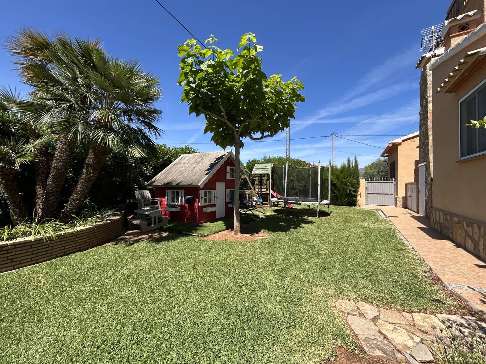 Chalet de 6 habitaciones en Pedreguer en venta con piscina - 975.000 € (Ref: 9865090)