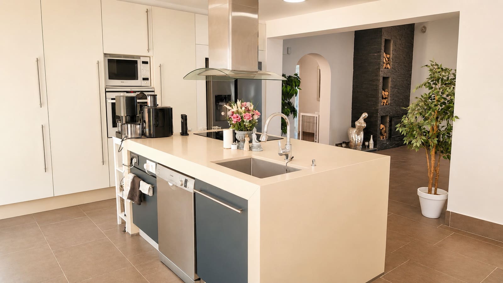 5 soveværelse Villa til salg i Javea / Xabia med swimmingpool - € 1.699.000 (Ref: 9875999)